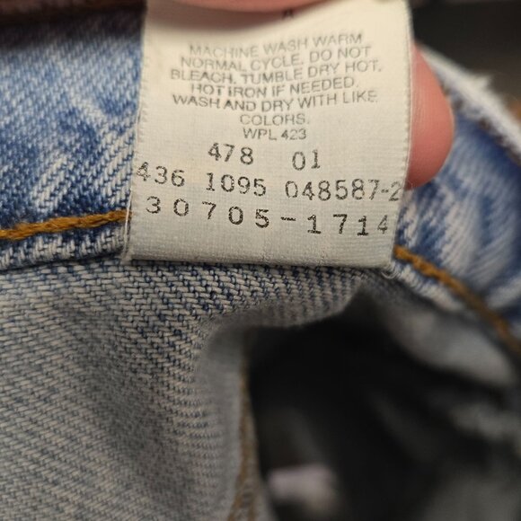 Vintage Levis 550 Orange Tab Student Denim DIY Cut-Off Distressed Frayed High Wa - Picture 9 of 12